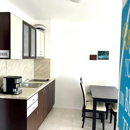 Marina K-s Triumph Apartment