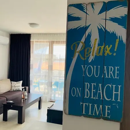 Marina K-s Triumph Apartment